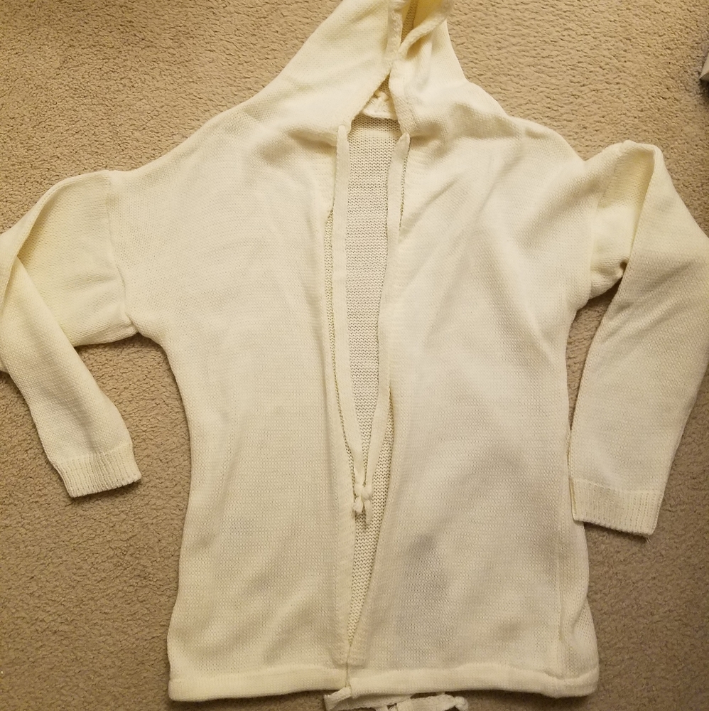 New light cream sweater hoodie